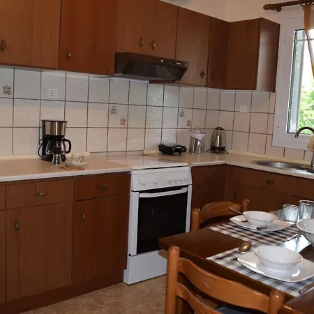 Βίλα Garden's Λεπτοκαρυά