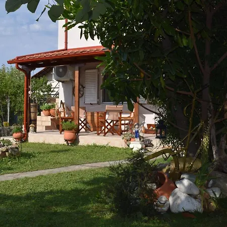 Garden's Vilă Leptokarya (Pieria)