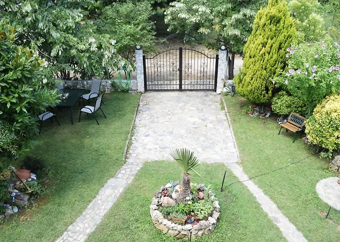 Garden's * Leptokarya (Pieria)