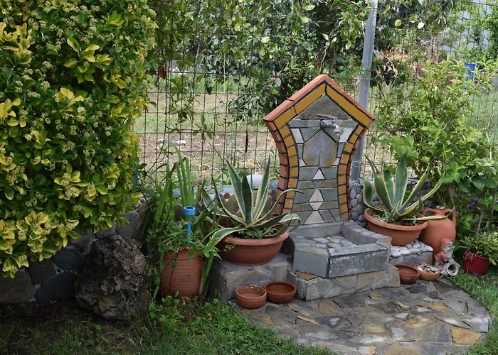 Villa Garden's
