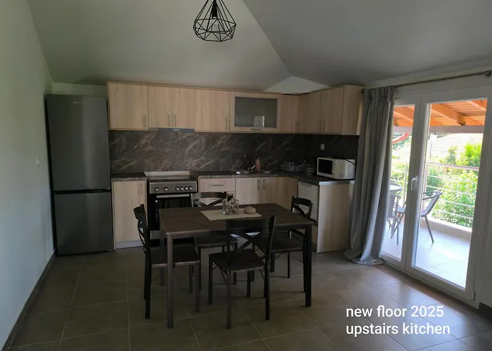 Garden's Vila Leptokaria